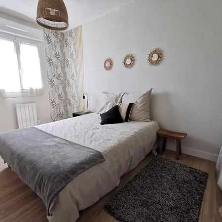 Apartment Agreable T2 Lumineux Equipe Ludon-Medoc